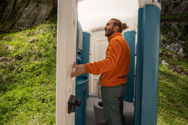 Portable Toilet Options We Offer in Lake Hiawatha, NJ